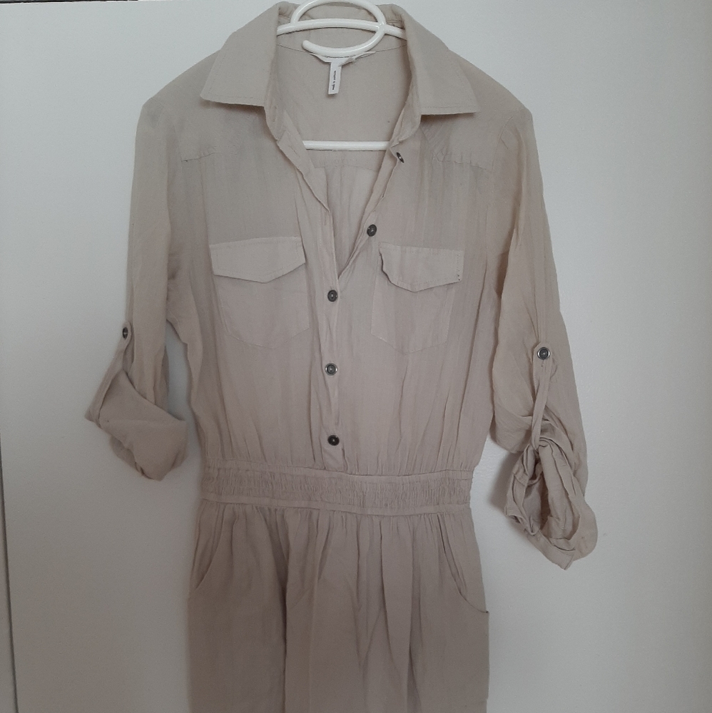 BCBGeneration XS Button up dress with pockets